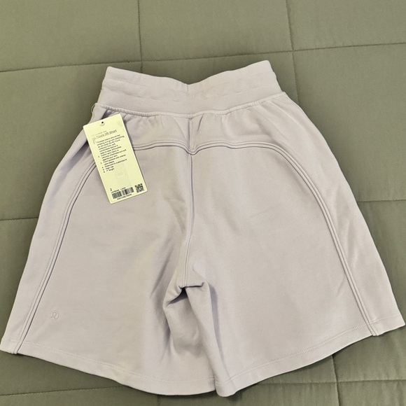 NWT Lululemon All Yours HR Short 7" in Lavender Dew - Picture 3 of 5